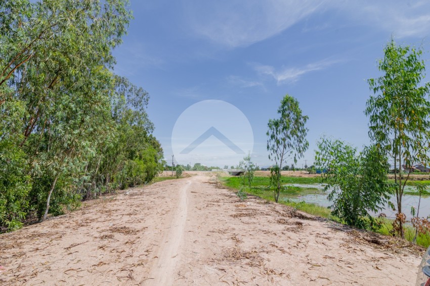 1.16 Hectare Land For Sale - Daun Keo, Takeo