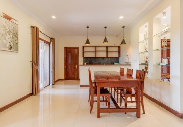 4 Bedroom Villa For Sale - Svay Dangkum, Siem Reap thumbnail