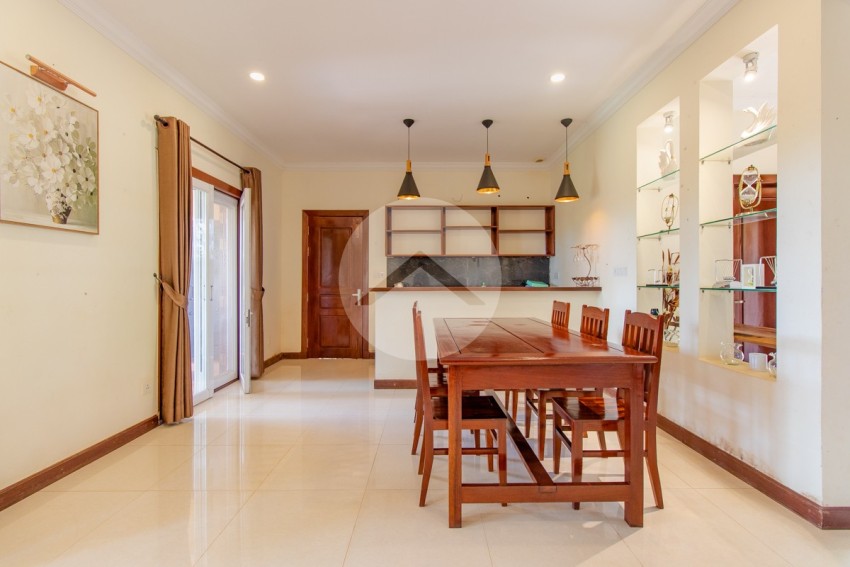 4 Bedroom Villa For Sale - Svay Dangkum, Siem Reap