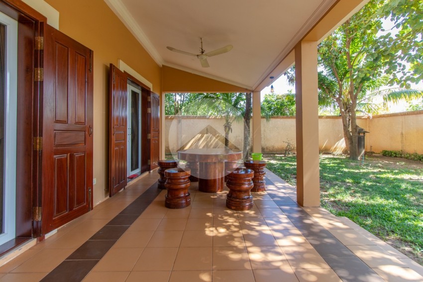 4 Bedroom Villa For Sale - Svay Dangkum, Siem Reap