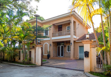 4 Bedroom House For Sale - Svay Dangkum, Siem Reap thumbnail