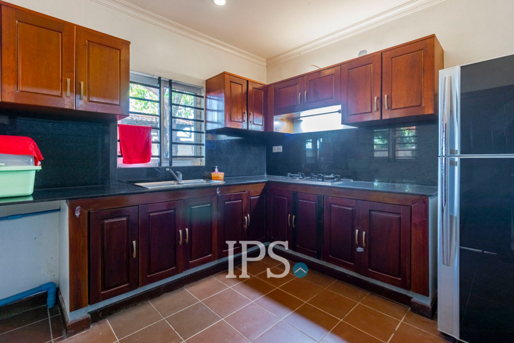 4 Bedroom House For Sale - Svay Dangkum, Siem Reap - Image 13