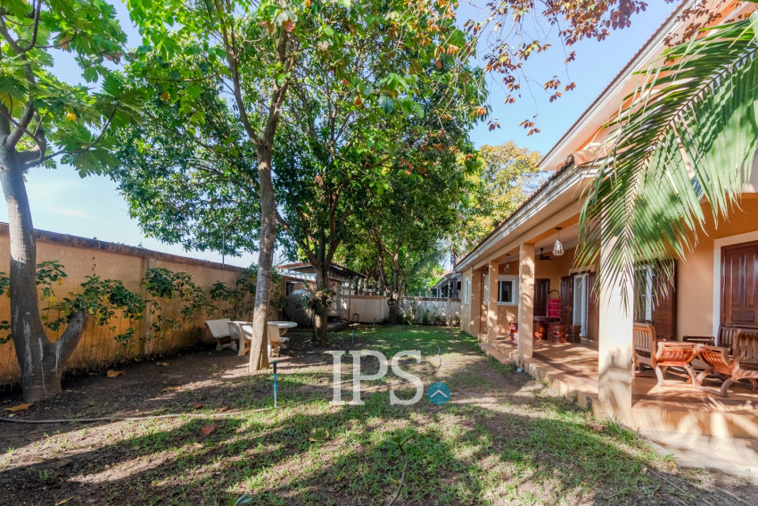 4 Bedroom House For Sale - Svay Dangkum, Siem Reap