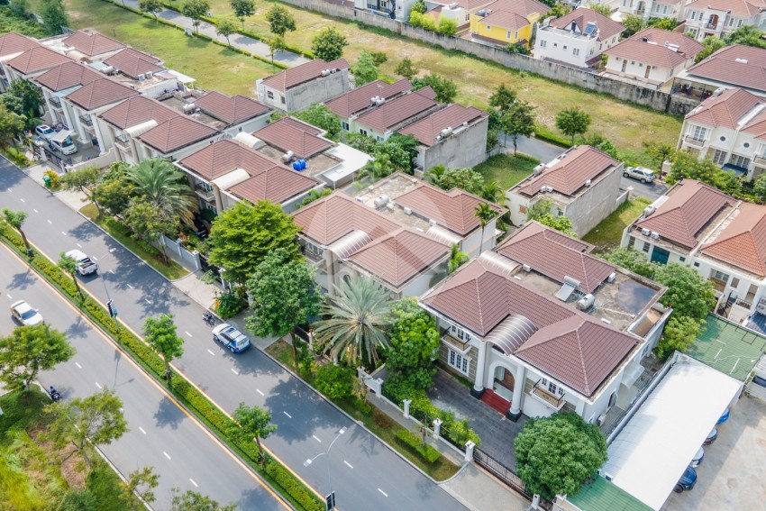5 Bedroom Chateau Villa For Sale - Grand Phnom Penh City, Sen Sok, Phnom Penh