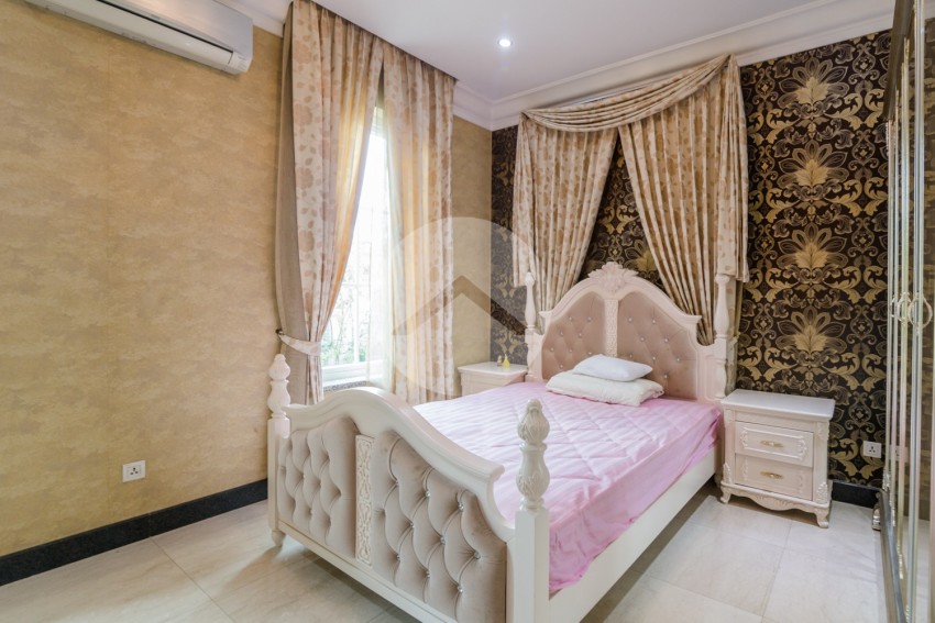 5 Bedroom Chateau Villa For Sale - Grand Phnom Penh City, Sen Sok, Phnom Penh