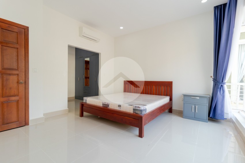 3 Bedroom Townhouse For Rent - Borey Premier, Svay Dangkum, Siem Reap