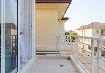 3 Bedroom Townhouse For Rent - Borey Premier, Svay Dangkum, Siem Reap thumbnail