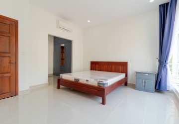 3 Bedroom Townhouse For Rent - Borey Premier, Svay Dangkum, Siem Reap thumbnail