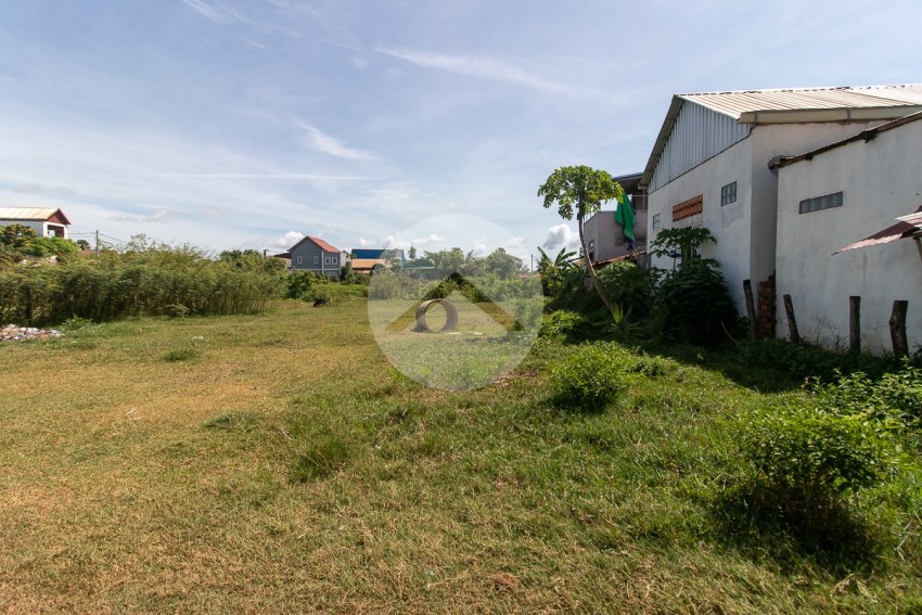 300 Sqm Land For Sale -Svay Dangkum, Siem Reap