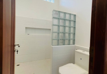 1 Bedroom Apartment For Rent - Sala Kamreuk, Siem Reap thumbnail