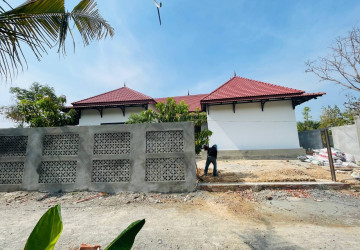 1 Bedroom Apartment For Rent - Sala Kamreuk, Siem Reap thumbnail