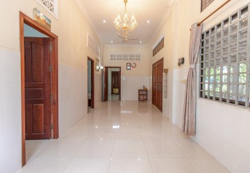 2 Bedroom House For Rent - Riverside, Siem Reap thumbnail