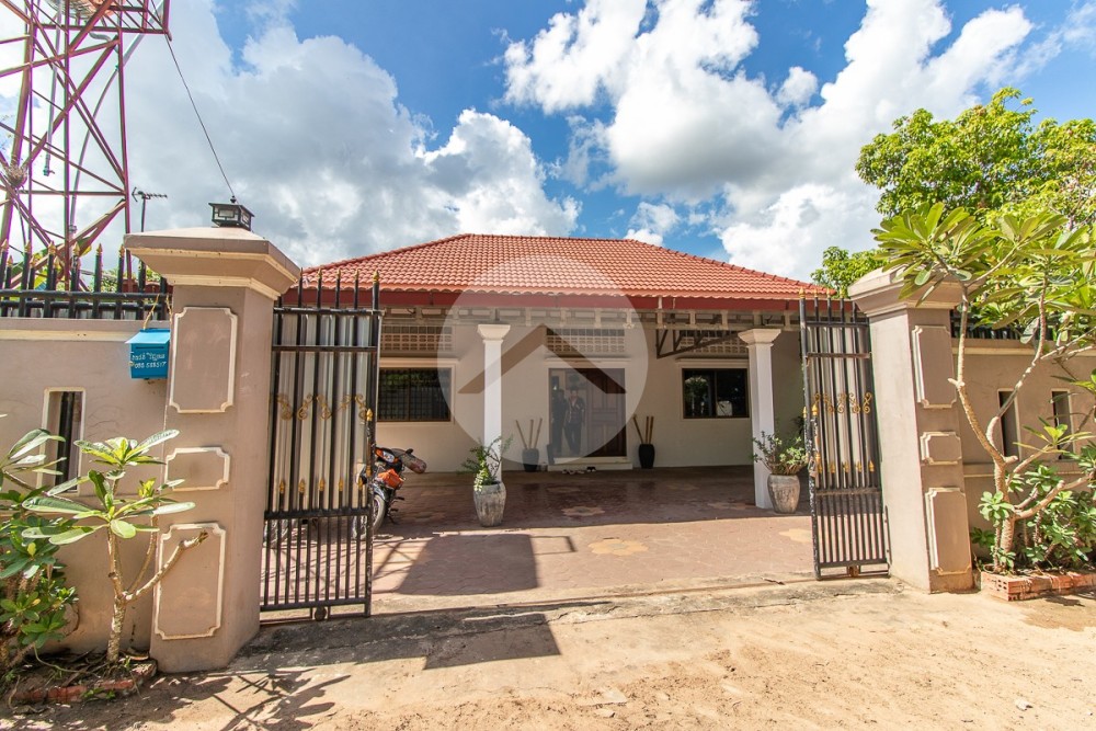 2 Bedroom House For Rent - Slor Kram, Siem Reap