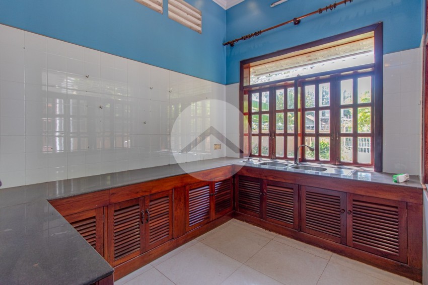 2 Bedroom Villa For Sale - Sala Kamreuk, Siem Reap