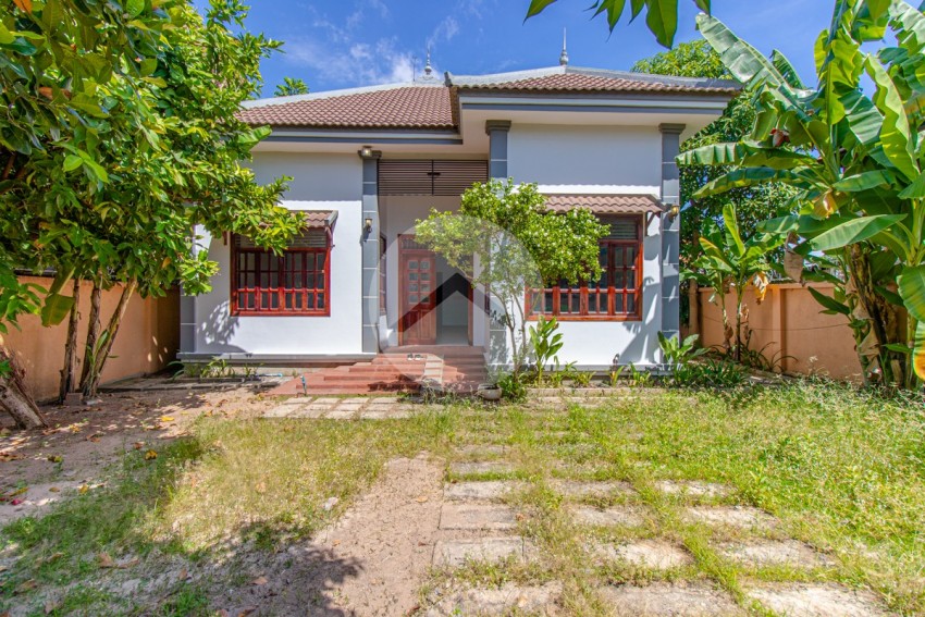 2 Bedroom Villa For Sale - Sala Kamreuk, Siem Reap