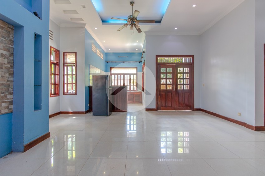 2 Bedroom Villa For Sale - Sala Kamreuk, Siem Reap