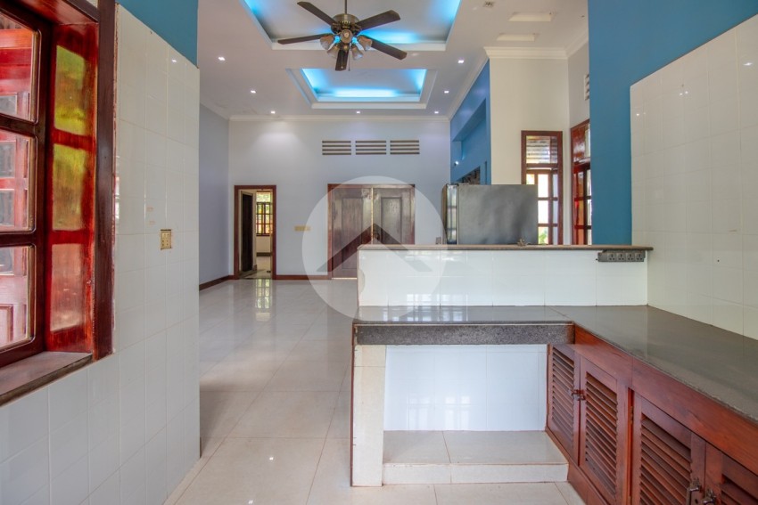 2 Bedroom Villa For Sale - Sala Kamreuk, Siem Reap