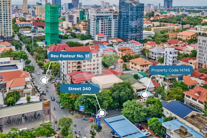 8 Bedroom Villa For Sale - Street 240- Daun Penh, Phnom Penh
