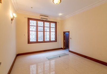 6 Bedroom Villa For Rent - BKK1, Phnom Penh thumbnail