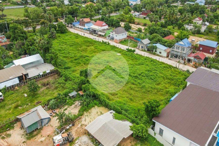 ដីលំនៅឋាន ៥៥០៦ ម៉ែត្រការ៉េ សម្រាប់លក់ -​ ស្វាយធំ, សៀមរាប