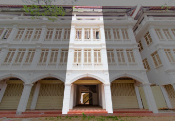 288 Sqm Shophouse For Rent - Sala Kamreuk, Siem Reap thumbnail