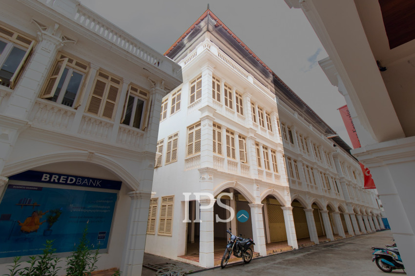 576 Sqm Shophouse For Rent - Sala Kamreuk, Siem Reap