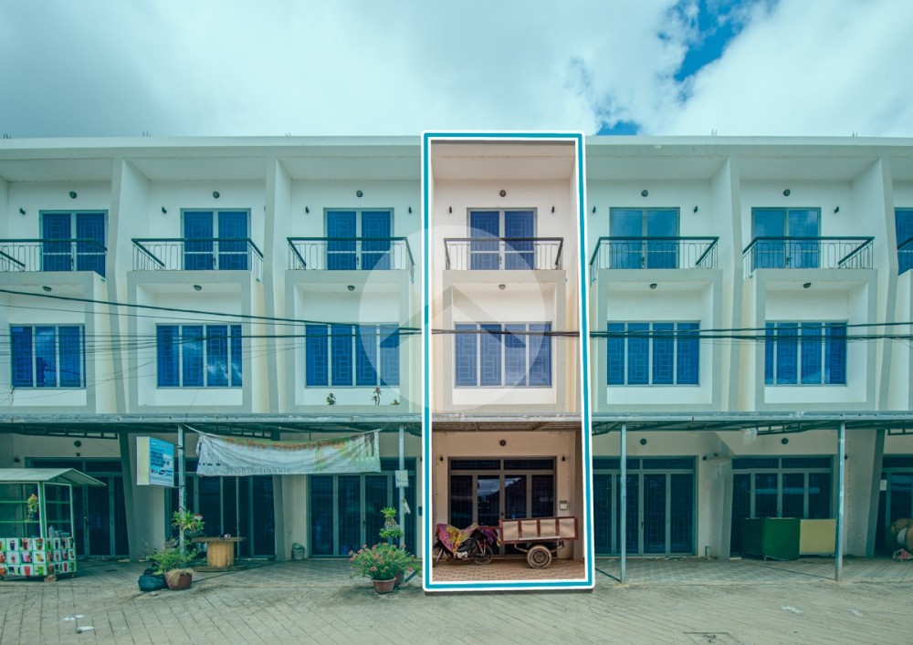4 Bedroom Commercial Shophouse For Sale - Svay Dangkum, Siem Reap
