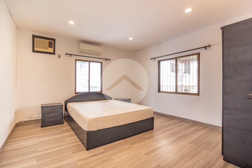 2 Bedroom Renovated Apartment For Rent - BKK1, Phnom Penh