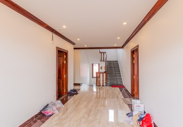 8 Bedroom Villa For Rent - Chroy Changvar, Phnom Penh thumbnail