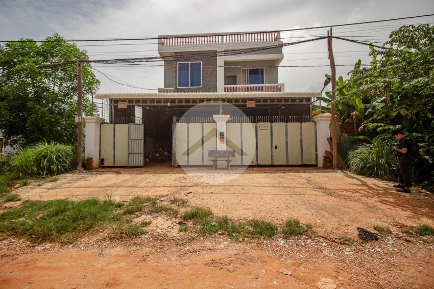 5 Bedroom House For Sale - Slor Kram, Siem Reap