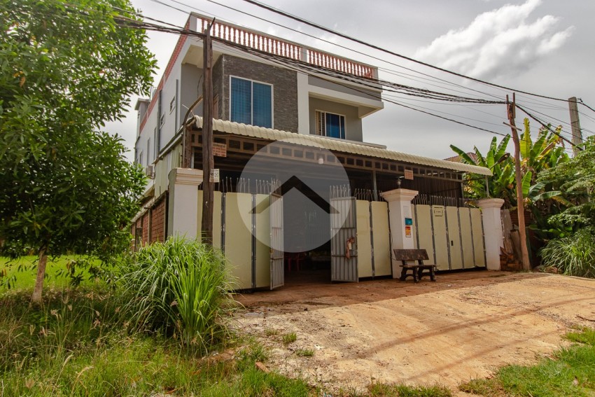 5 Bedroom House For Sale - Slor Kram, Siem Reap