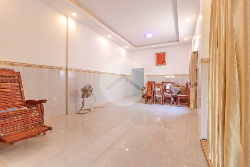 5 Bedroom House For Sale - Slor Kram, Siem Reap