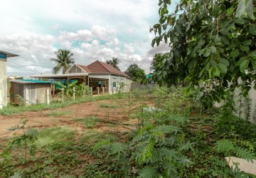 385 Sqm Land For Sale - Sala Kamreuk, Siem Reap thumbnail