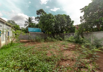 385 Sqm Land For Sale - Sala Kamreuk, Siem Reap thumbnail