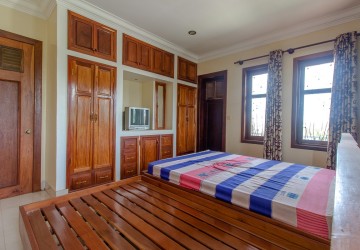 8 Bedroom Villa For Sale - Sala Kamreuk, Siem Reap thumbnail