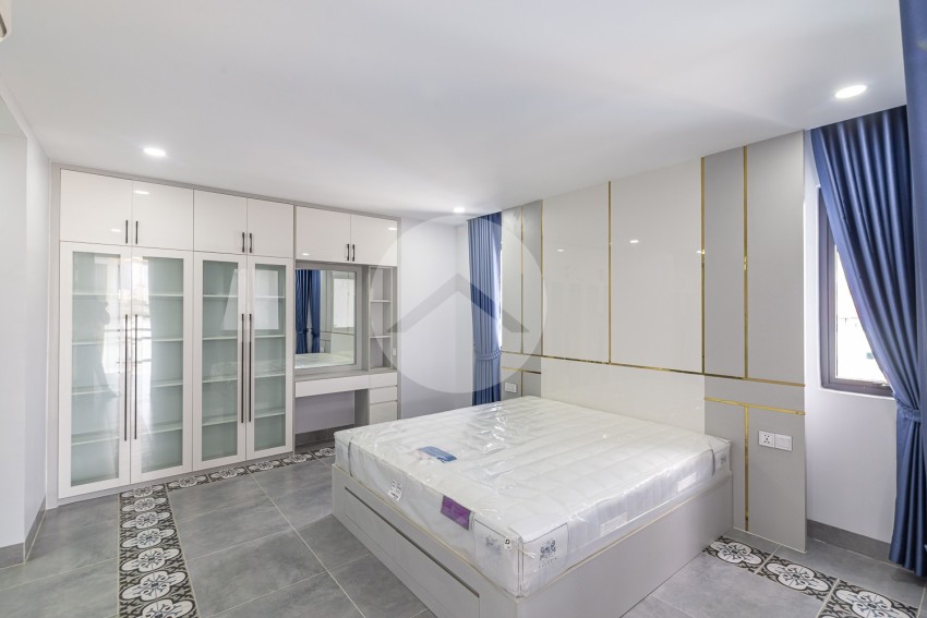 3 Bedroom Penthouse For Rent - Chroy Changvar, Phnom Penh