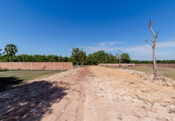 Land For Sale - Next to Golf Course, Svay Dangkum, Siem Reap thumbnail