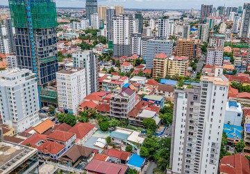 1094 Sqm Corner Land For Sale - BKK1, Phnom Penh thumbnail
