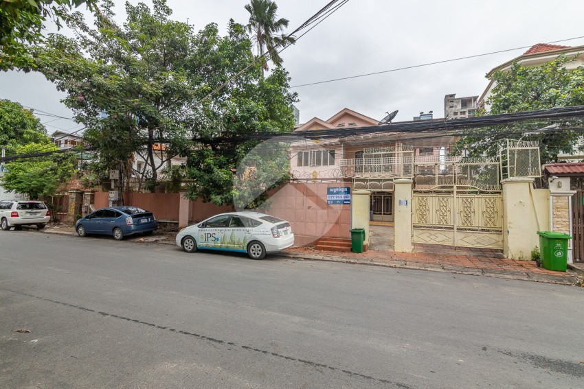 1,000 Sqm Commercial Villas For Rent - Chakto Mukh, Phnom Penh