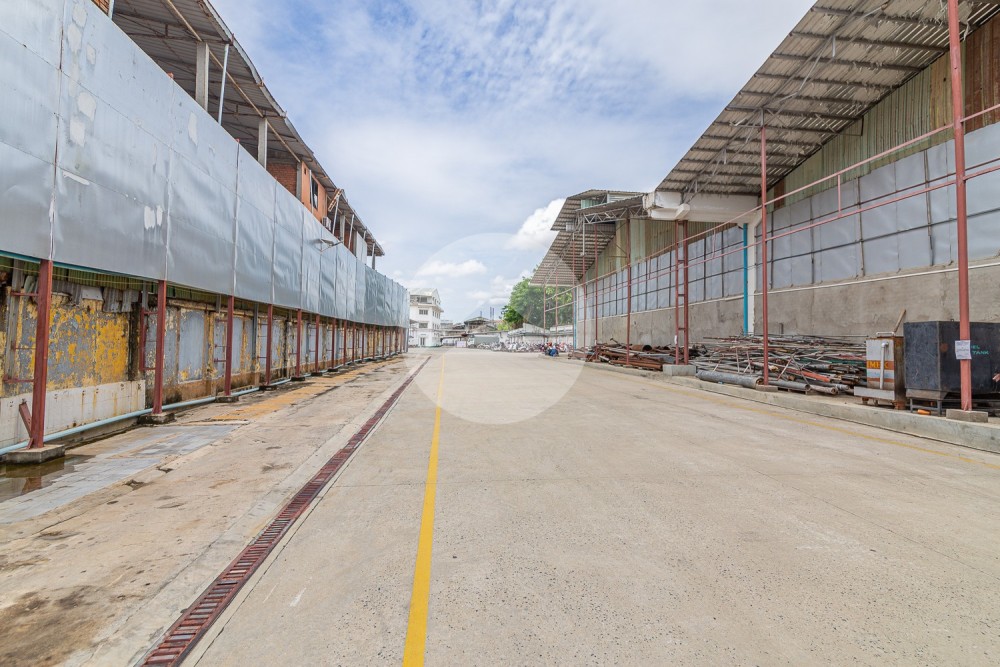 600 Sqm Warehouse Space For Rent - NR2, Phnom Penh - Image 2