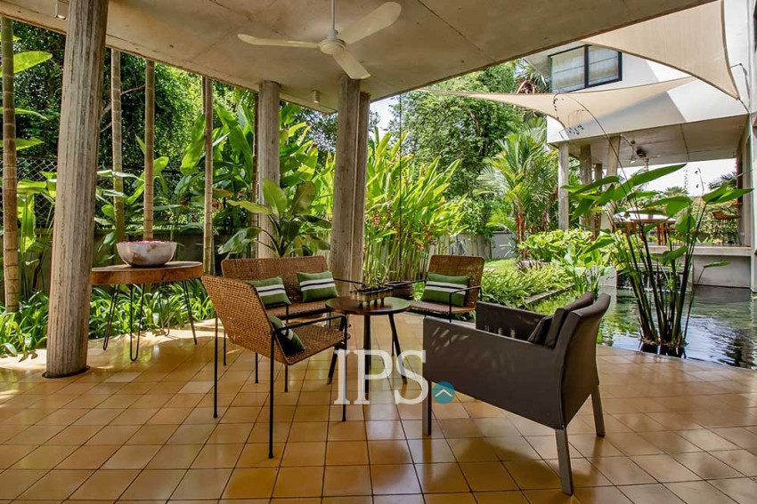 3 Bedroom Luxury Villa For Sale - Sala Kamreuk, Siem Reap