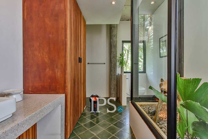 3 Bedroom Luxury Villa For Sale - Sala Kamreuk, Siem Reap