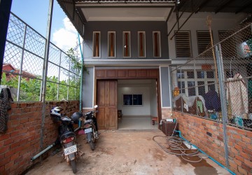 3 Bedroom House For Rent - Slor Kram, Siem Reap thumbnail