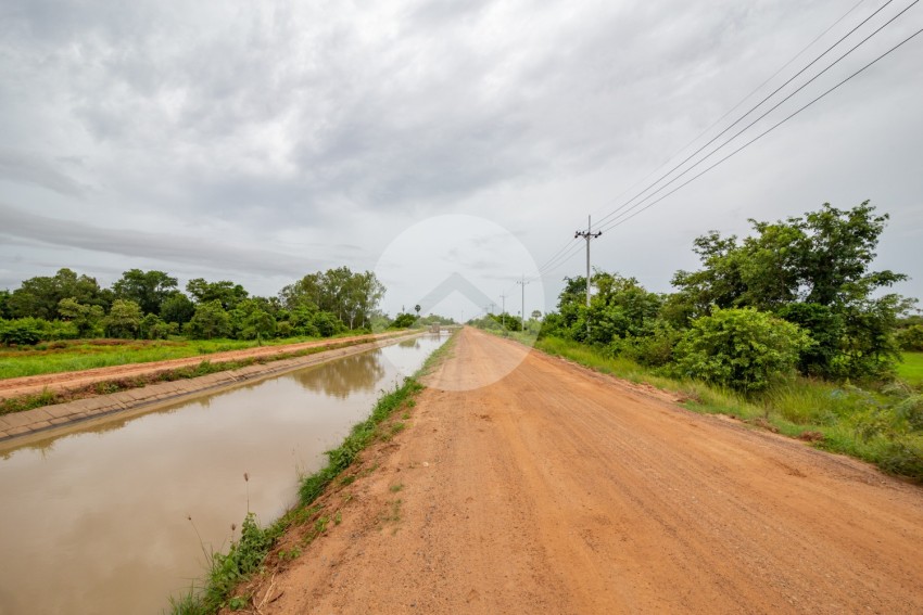 1.8 Hectare Land For Sale - Kandal Stueng, Kandal Province