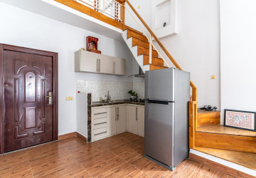 Renovated Duplex 2 Bedroom Apartment For Rent - BKK3, Phnom Penh thumbnail