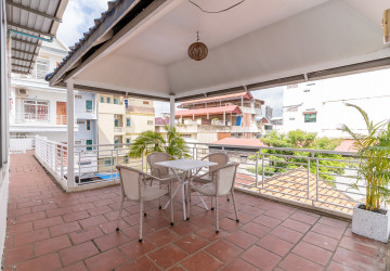 Renovated Duplex 2 Bedroom Apartment For Rent - BKK3, Phnom Penh thumbnail