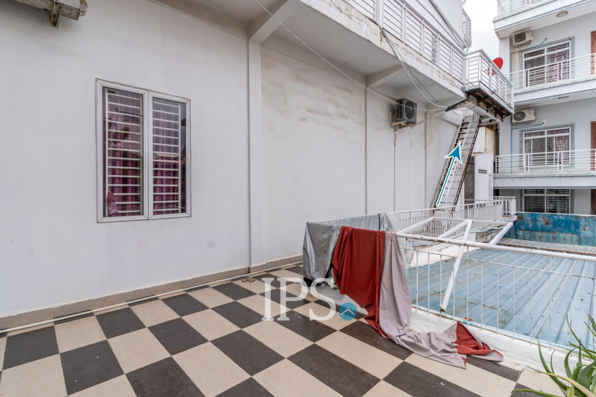 Renovated Duplex 2 Bedroom Apartment For Rent - BKK3, Phnom Penh