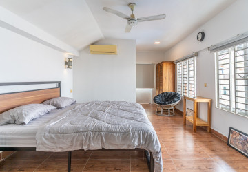 Renovated Duplex 2 Bedroom Apartment For Rent - BKK3, Phnom Penh thumbnail