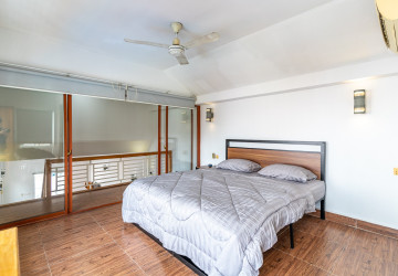Renovated Duplex 2 Bedroom Apartment For Rent - BKK3, Phnom Penh thumbnail