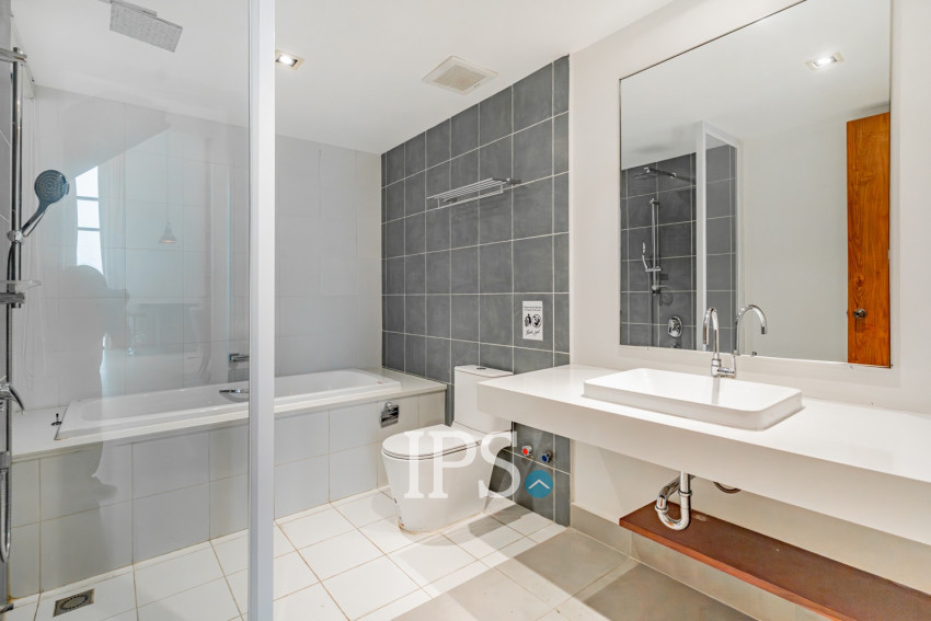 Duplex 2 Bedroom Serviced Apartment For Rent - BKK1, Phnom Penh
